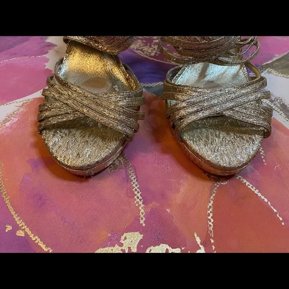 👡Adrianna Papell Gold Skinny Strappy heels 9.5